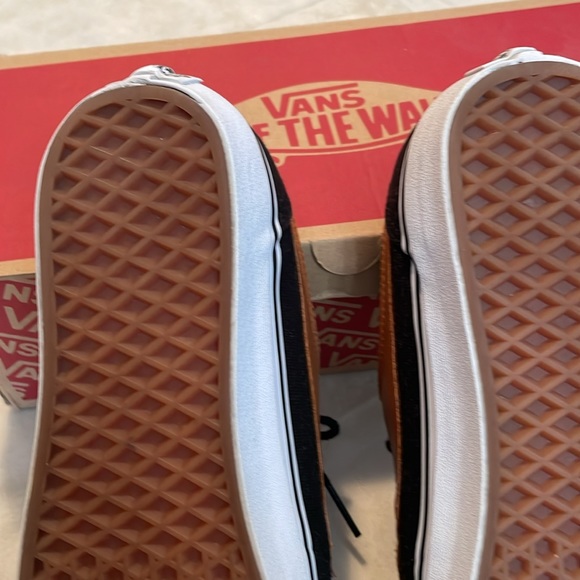 Vans Brigatta shoes men’s size 9 1/2 - Picture 8 of 10